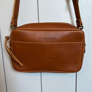 Portland Leather Crossbody Camera Bag